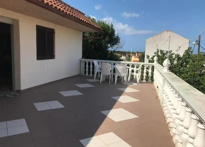 Апартаменты Klara Double - Terrace View Олиб