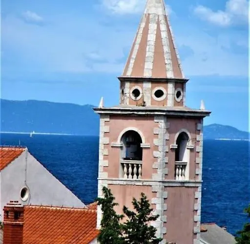 Klara Double - Terrace View Apartment Olib